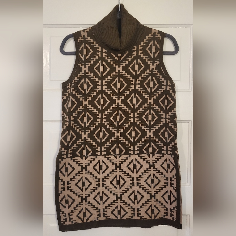 Romeo + Juliet Geometric Print Sweater Tunic